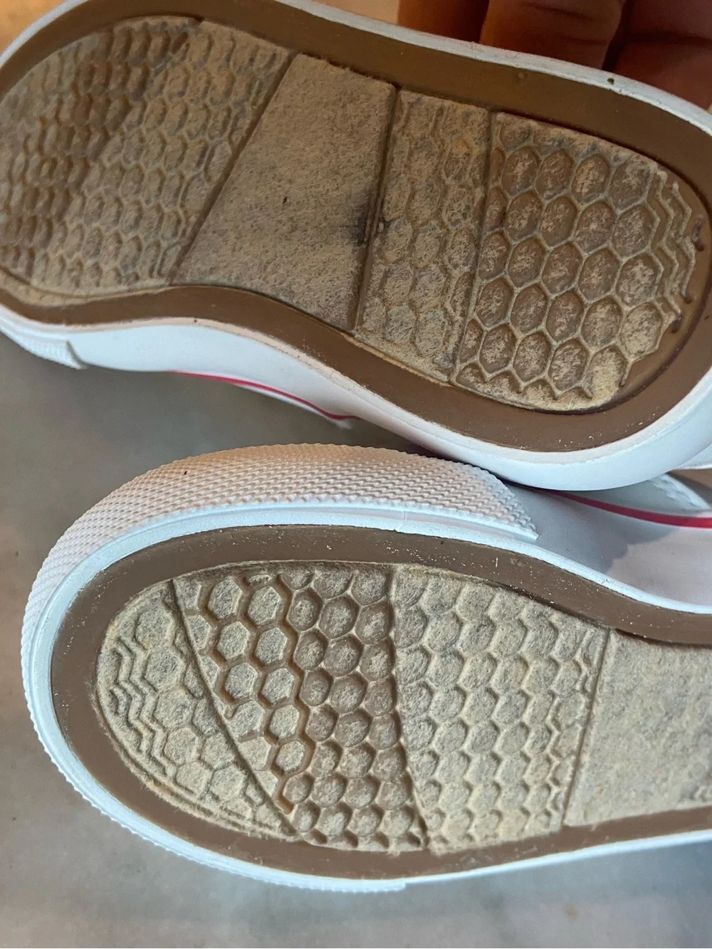 Kids White Casual Sneakers with Rainbow Eyelets